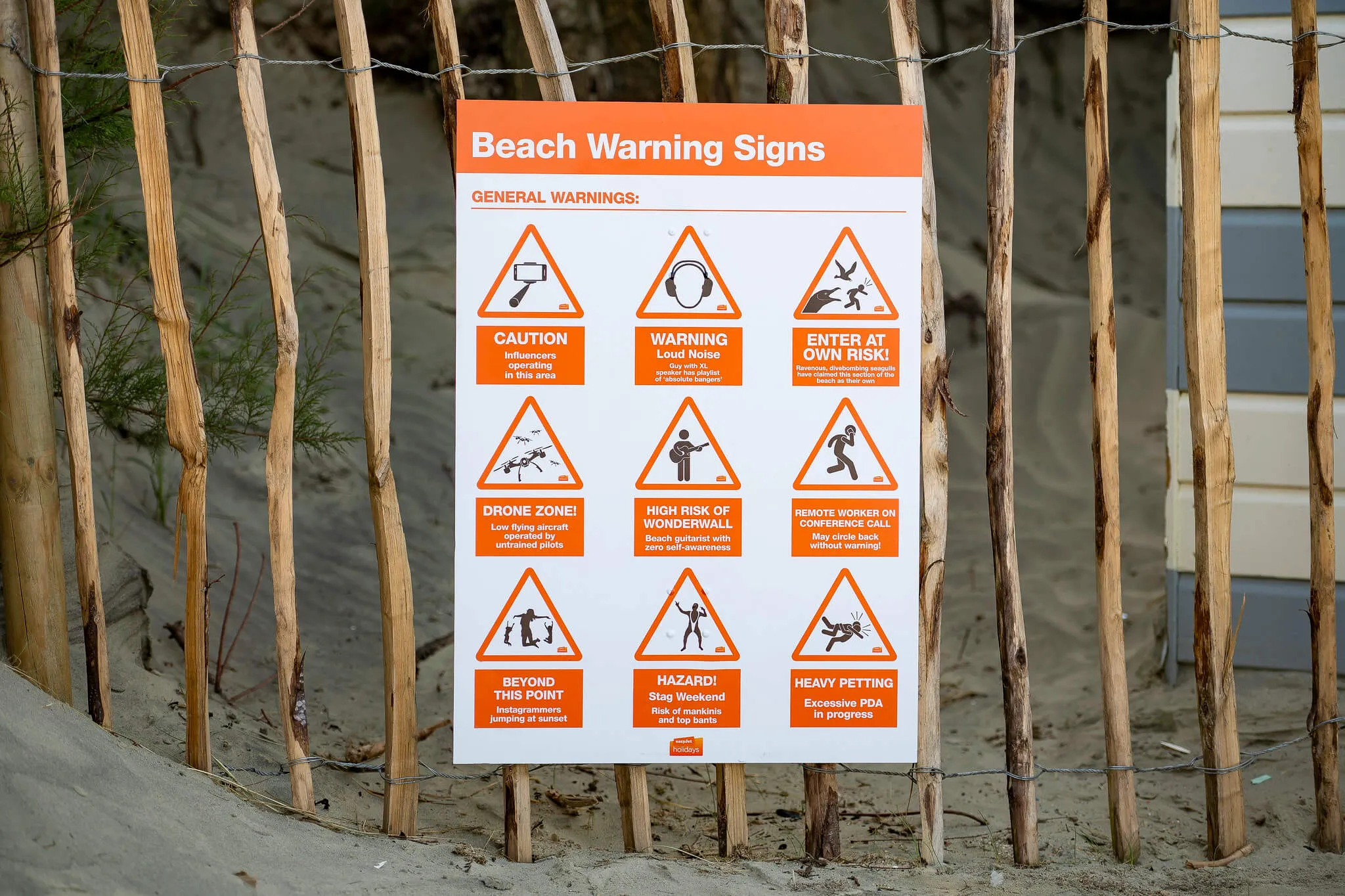 EasyJet Holidays — Nuisance signs, image 7
