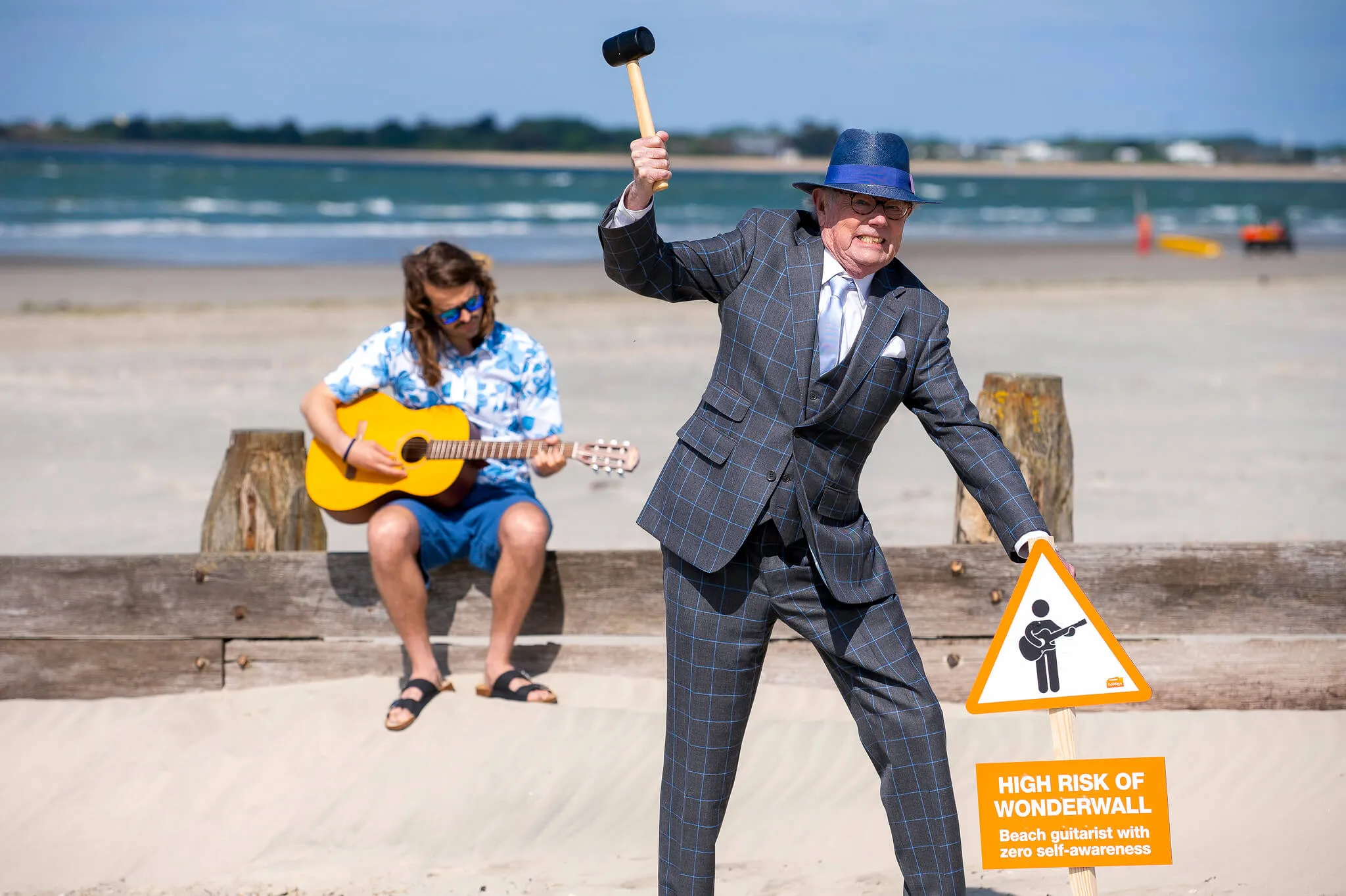 EasyJet Holidays — Nuisance signs, image 4